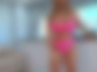 Live cam show with Tea - Blonde Hair MILF on Camsoda