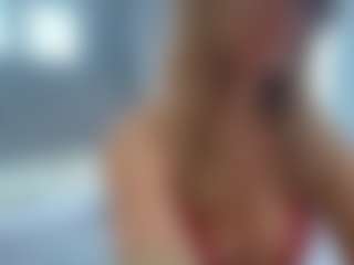 Live cam show with Tea - Blonde Hair Lovense on Uber Horny