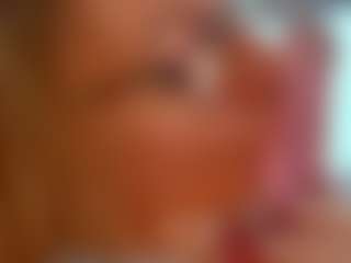 Live cam show with Tea - Big Tits Mature on TeamSkeetLive
