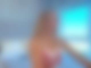 Live cam show with Tea - Shaved on Stripli.com
