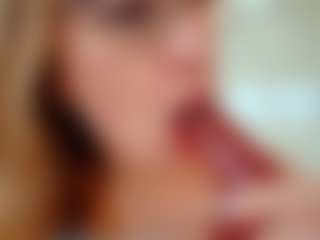 Live cam show with Tea - Erotic Dance on Camming Site