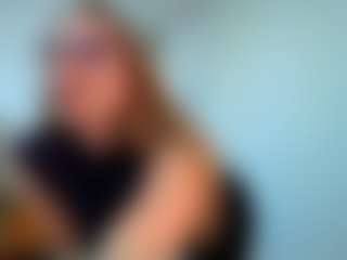 Live cam show with Tea - Grey Eyes on livesuperchat.net