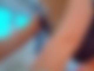 Live cam show with Tea - Muscle on slutload