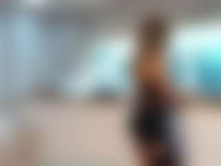 Live cam show with Tea - Public MILF on Camsoda