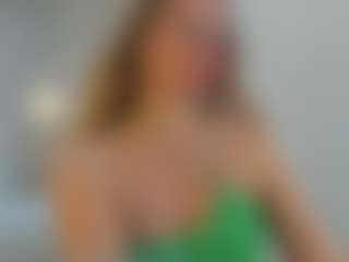 Live cam show with Tea - Blonde Hair Middle Aged on milfzrlive.com