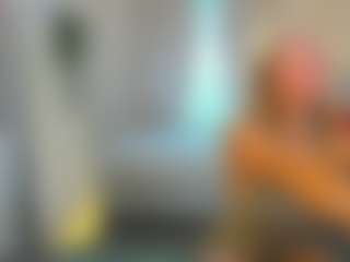 Live cam show with Tea - Blonde Hair Middle Aged on Camversity