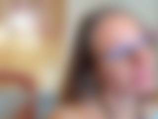 Spettacolo in cam dal vivo con Tea - Shaved su Camsoda