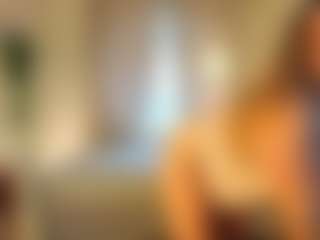 Live cam show with Tea - Blonde Hair Curvy on live.xbliss.ai