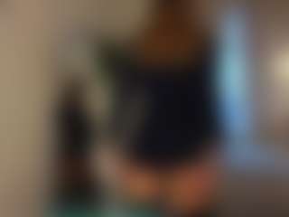 Live cam show with Tea - Mature on Streamer API