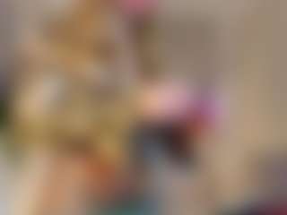 Live cam show with Tea - Cute on Camsoda