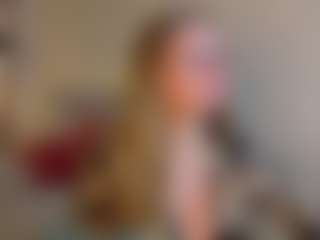 Live cam show with Tea - Gray Eyes on Camsoda