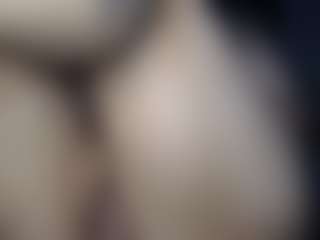 Live cam show with Pandora-Sweet - Living Room on Camsoda