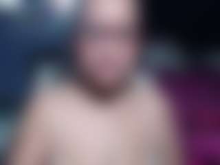 Live cam show with Samy-mature - Striptease MILF on x69.live