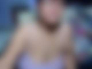 Live cam show with Samy-mature - Fingering on madthumbs