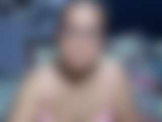 Samy-mature MILF webcam performer live streaming