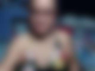 Samy-mature MILF webcam performer live streaming