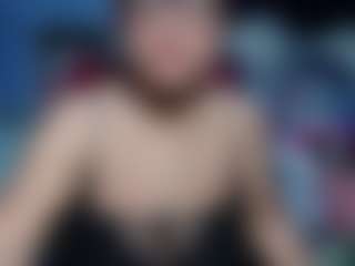 Live cam show with Samy-mature - Curvy Middle Aged on Latina Girls
