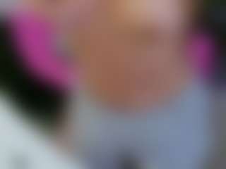 Live cam show with Brittany - Small Tits Brown Hair on CamClone