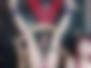 Live cam show with Jolie-colette - Spanking on dropp.cam