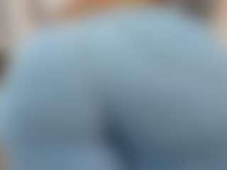 Live cam show with melonsboobss - Living Room on infinitiblacc.com