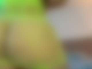 Live cam show with melonsboobss - Living Room on madthumbs