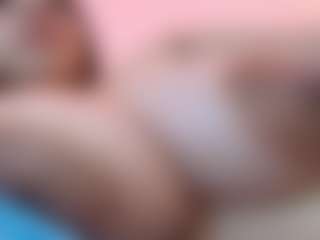Live cam show with melonsboobss - Phatass on Latina Girls