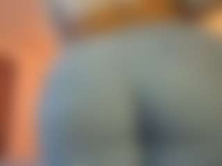 Live cam show with melonsboobss - Thick on liverealitysex.com