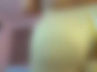 Live cam show with melonsboobss - Brown Eyes on livesuperchat.net