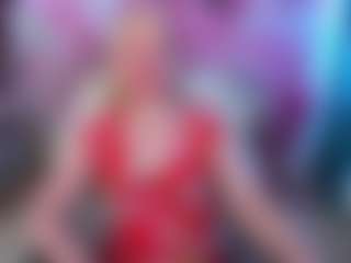Live cam show with CandyLong - Swallow on xDating