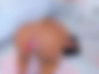Live cam show with saridethot - Latina on Chatstar | colombia
