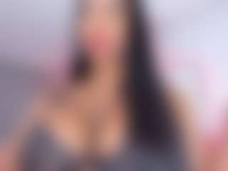 Live cam show with saridethot - Twerk Ebony on livesuperchat.net