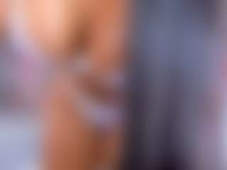 Live cam show with saridethot - Ebony Big Tits on Chatstar