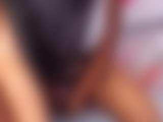 Live cam show with saridethot - BBW on TottyGirls