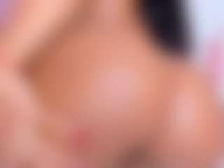 Live cam show with saridethot - Ebony Squirt on Big Tits