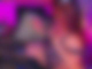 willowjohnson MILF webcam performer live streaming