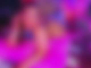 Live cam show with willowjohnson - Nipple Piercings on Free Soda