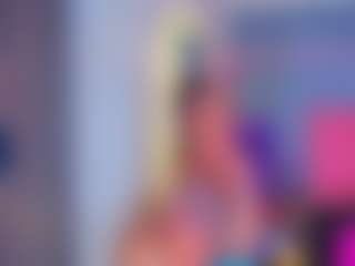 willowjohnson MILF webcam performer live streaming