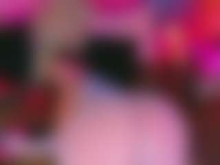 willowjohnson MILF webcam performer live streaming