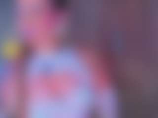 willowjohnson MILF webcam performer live streaming