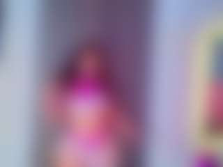 willowjohnson MILF webcam performer live streaming