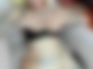NathalieHardy's Live Sex Cam Show