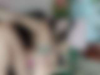 NathalieHardy's Live Sex Cam Show