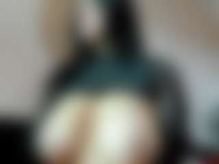 NathalieHardy's Live Sex Cam Show
