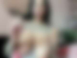 NathalieHardy's Live Sex Cam Show