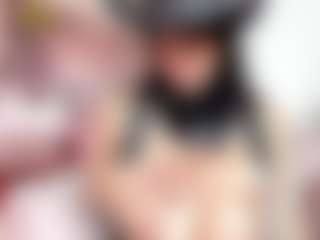 NathalieHardy's Live Sex Cam Show