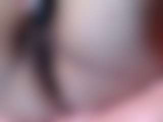 Live cam show with Moertomlly - Brown Hair on CamwithHer