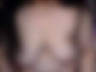 Live cam show with Moertomlly - Lush on SinfulBabes