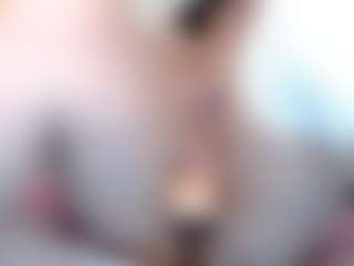 Live cam show with Moertomlly - Fingers on Uber Horny