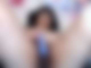Live cam show with Molly - Asian Squirt on Gym Cam Girls