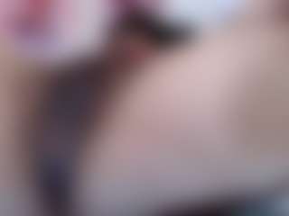 Live cam show with Molly - Glasses on Uber Horny